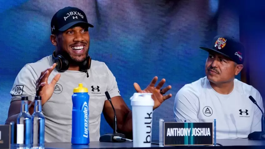 Robert Garcia doesn't understand why Anthony Joshua is angry about his comments