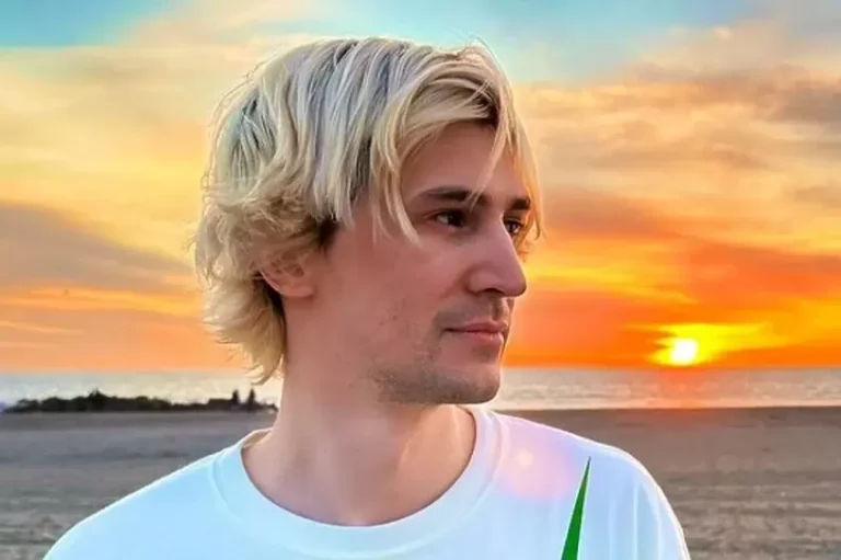 Streaming Titan xQc Lands History's Richest $100 Million Contract