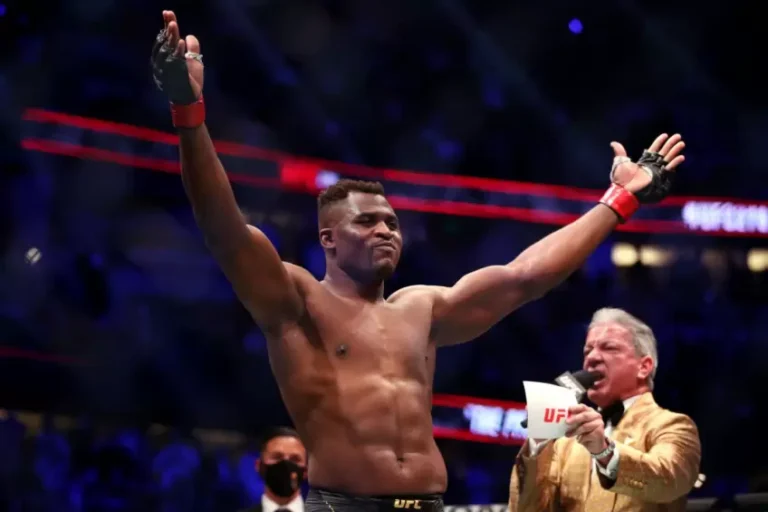 Mike Tyson on Ngannou: Fury hasn't had an opponent who can punch this hard