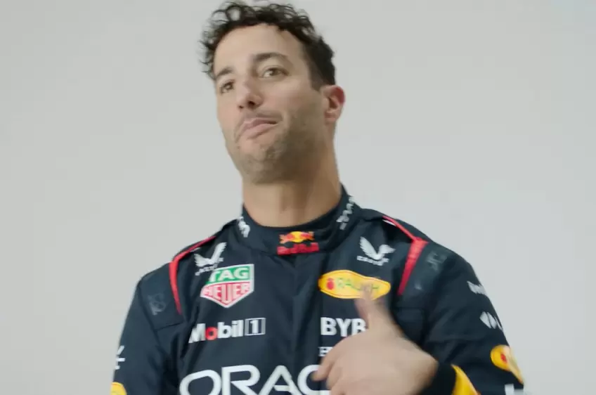 Helmut Marko warns Daniel Ricciardo that Red Bull has alternatives