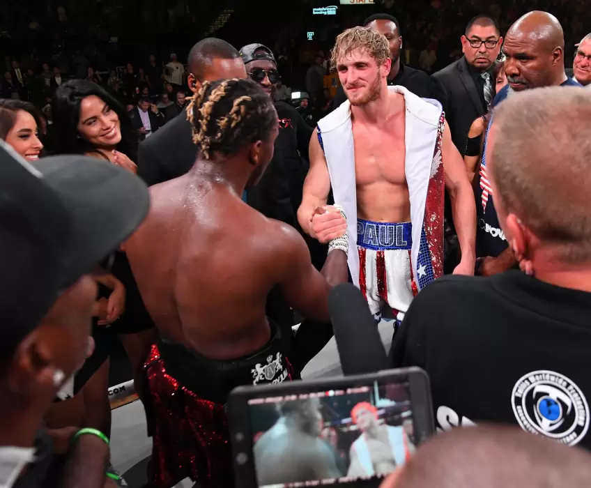 Logan Paul believes KSI is tougher than Floyd Mayweather: “He’s just a dog”