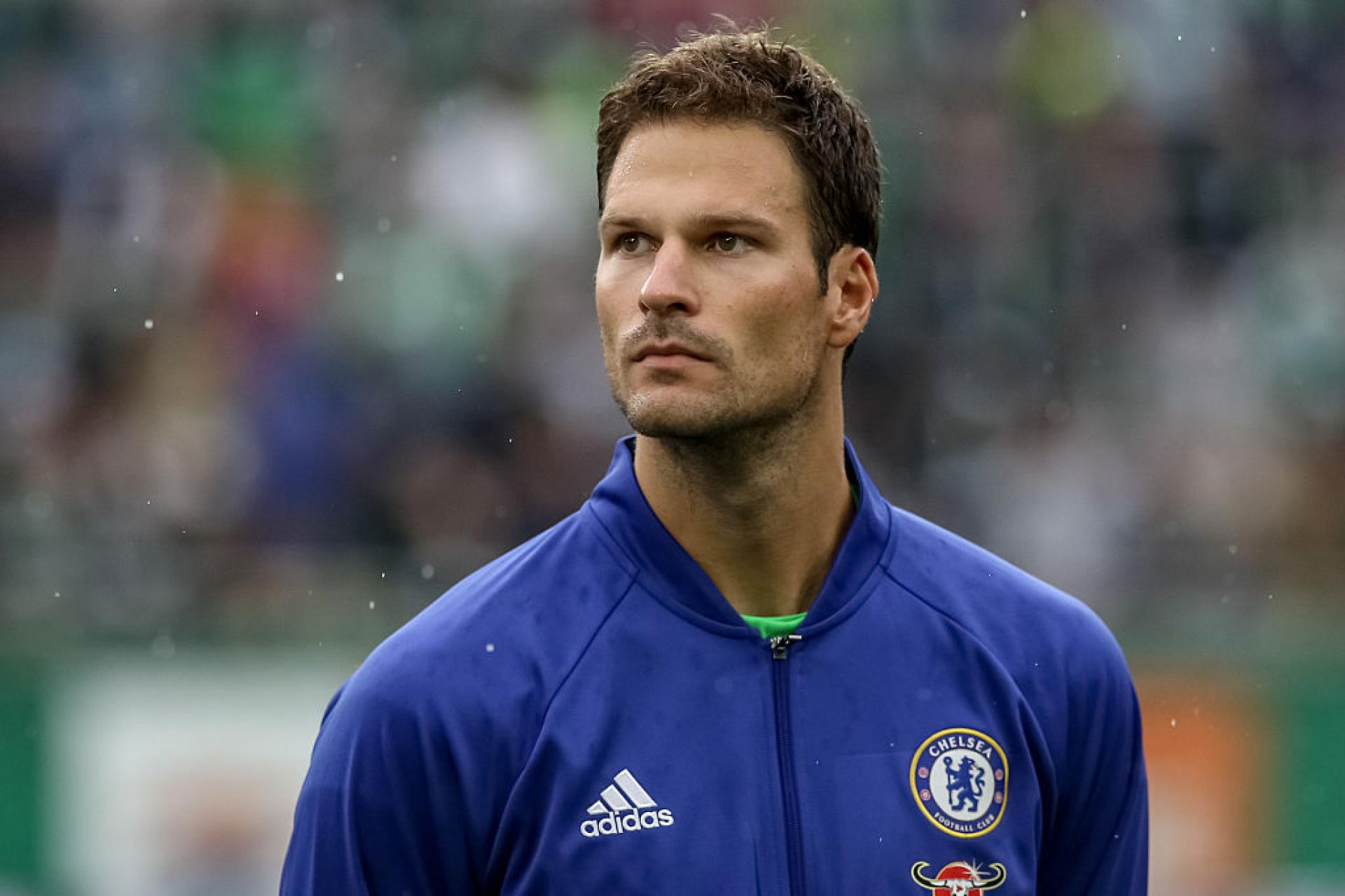 Asmir Begovic deluso dai rinforzi del Chelsea: ne ha indicati due!