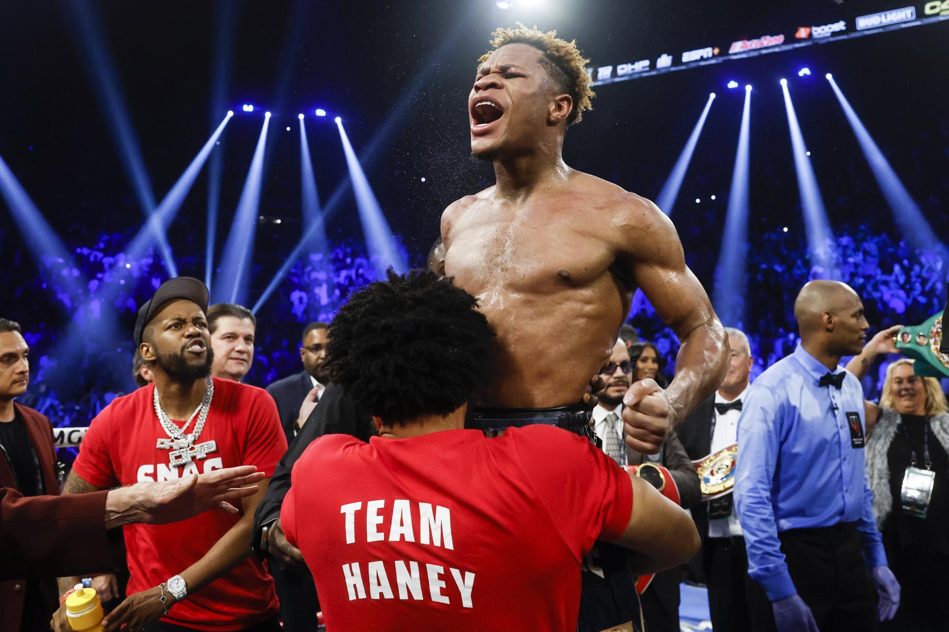Devin Haney rivela la classe di peso in cui vuole combattere: 'Tornerò giù'