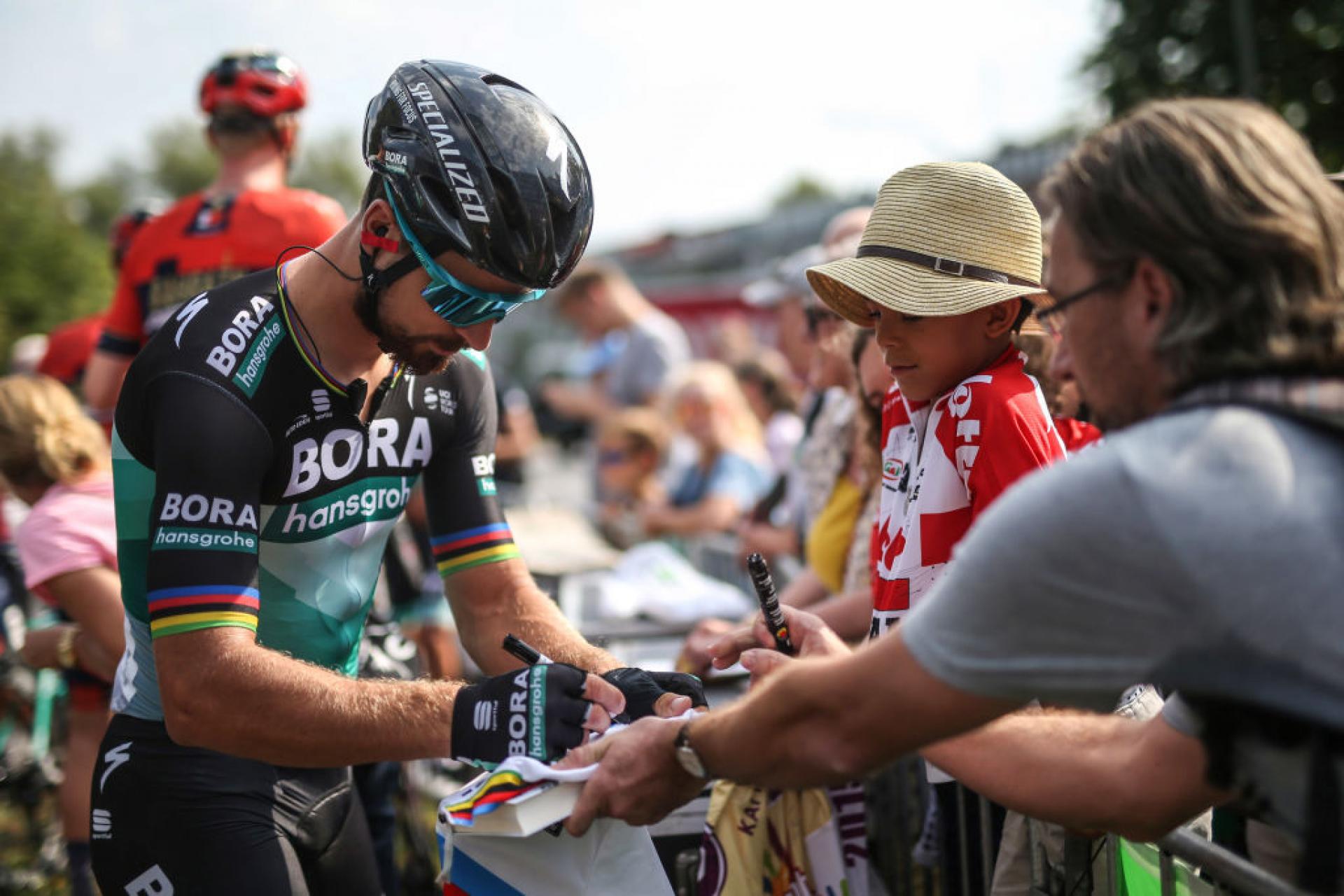 Peter Sagan si assicura la vittoria del Derny belga prima del ritiro