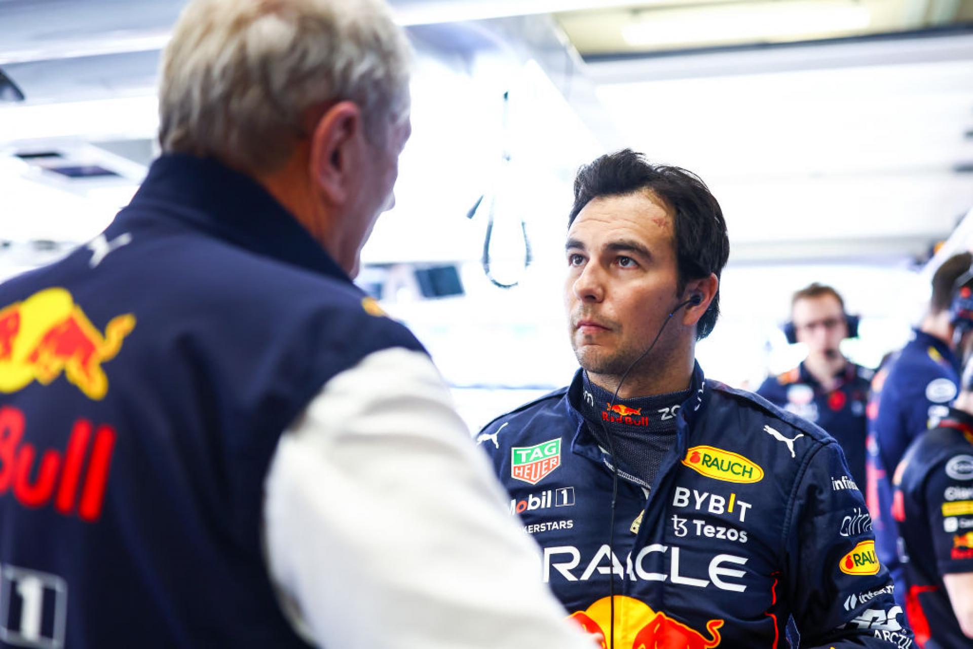 Sergio Perez reagisce alla "bizzarra" dichiarazione di Helmut Marko