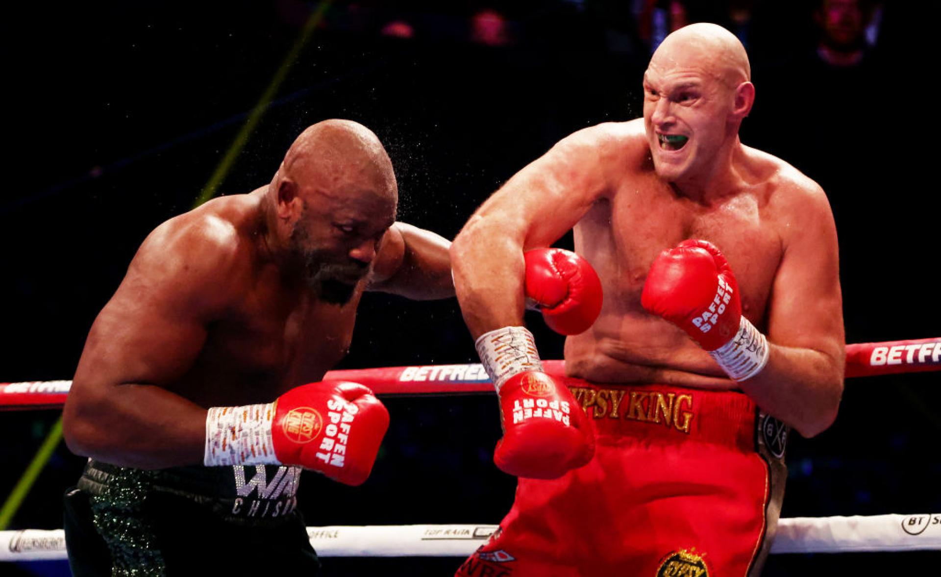 Tyson Fury dice che picchierebbe Francis Ngannou in una gabbia secondo le regole delle mma
