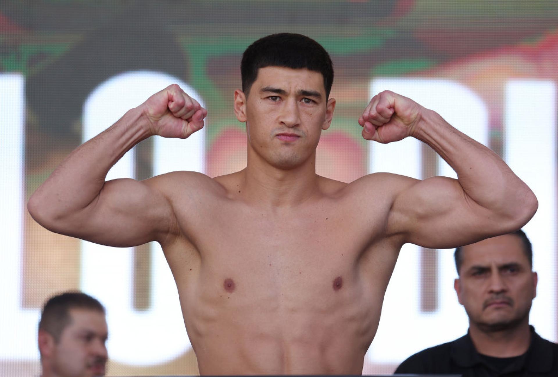 Si sentono speranze per il ritorno di Dmitry Bivol a dicembre, grandi nomi citati come avversari