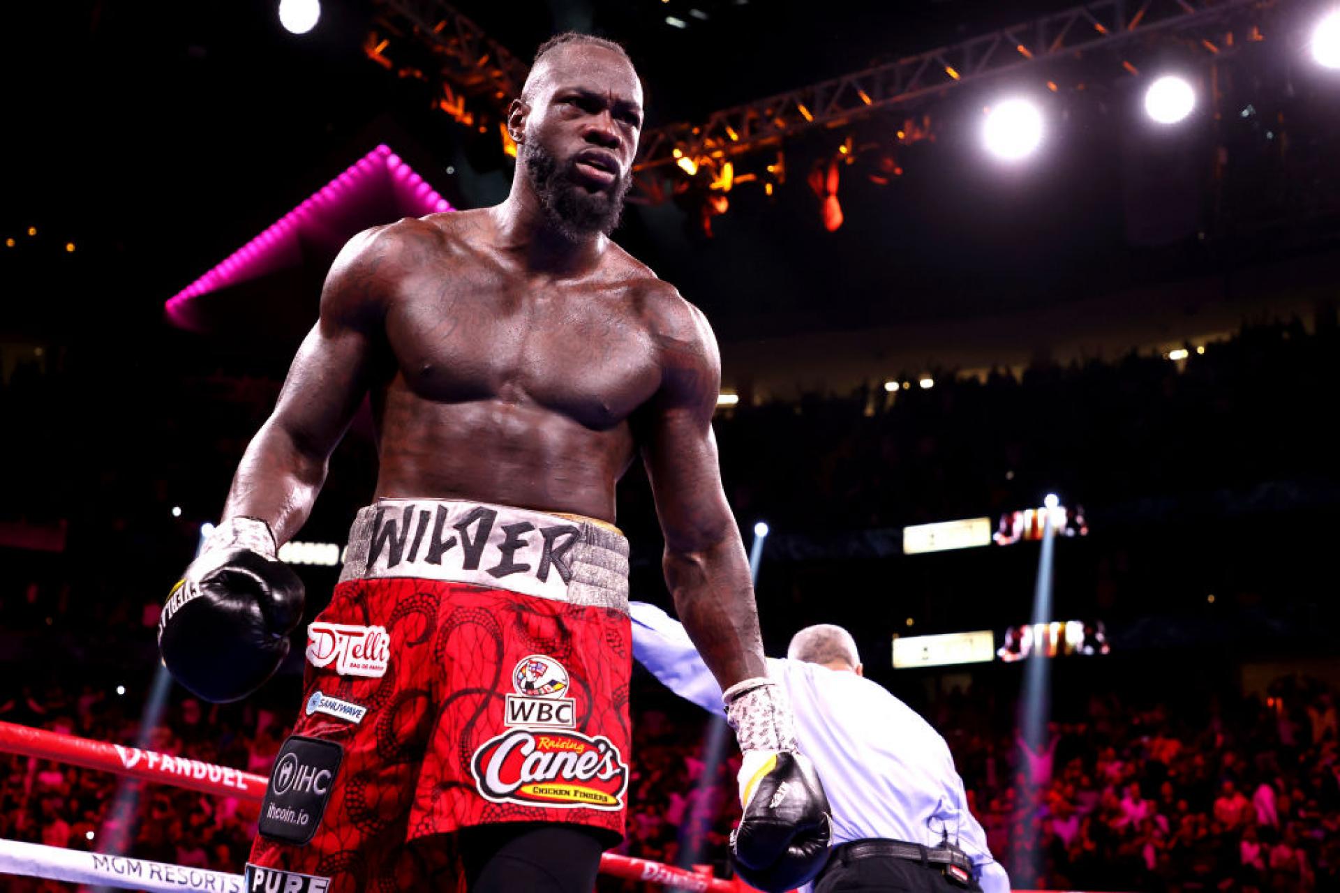 Deontay Wilder confuso riguardo alla lotta con "regole miste" con Francis Ngannou