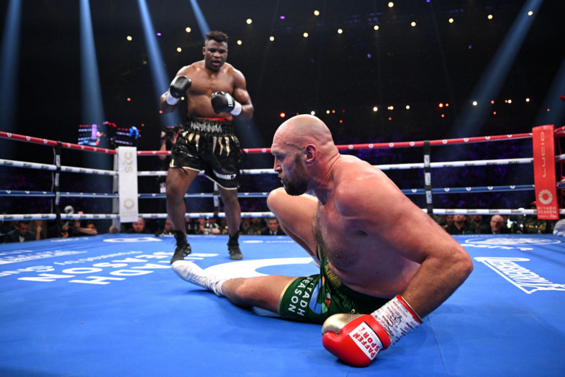 Francis Ngannou crede che Tyson Fury gli debba una rivincita