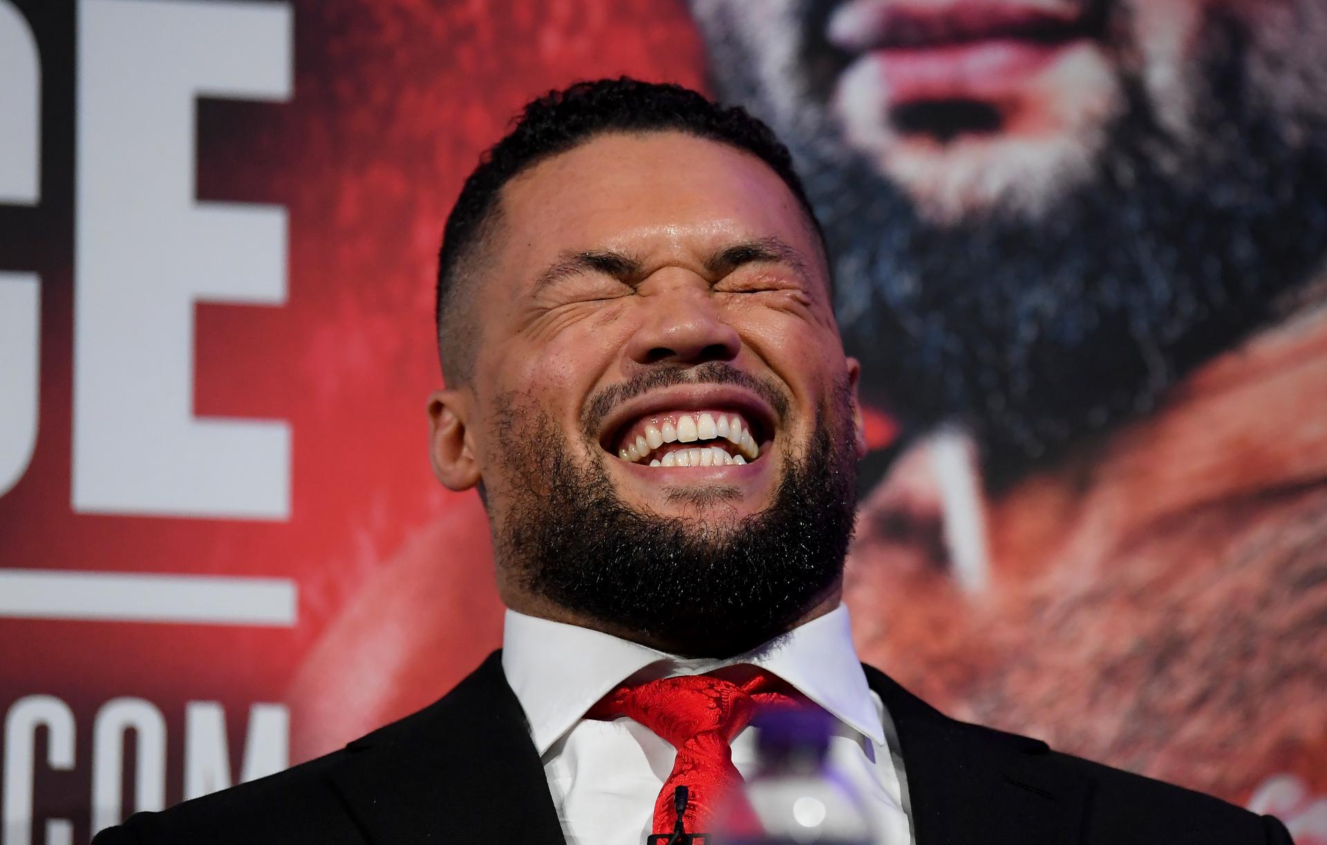 Joe Joyce reagisce all'incontro tra Parker e Wilder e predice il futuro