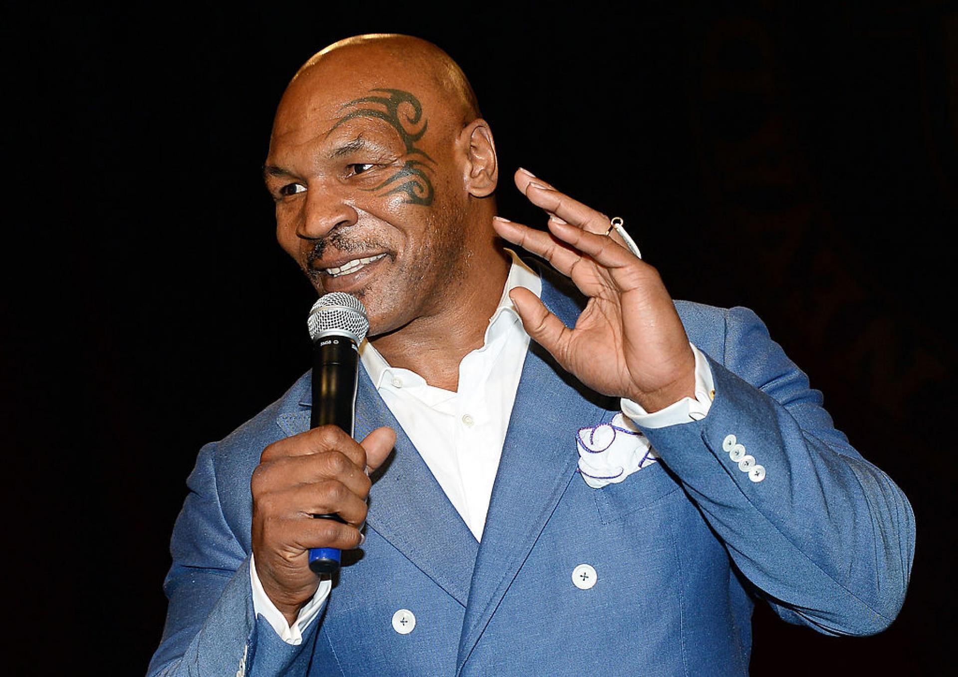 Peak Mike Tyson sconfiggerebbe Tyson Fury