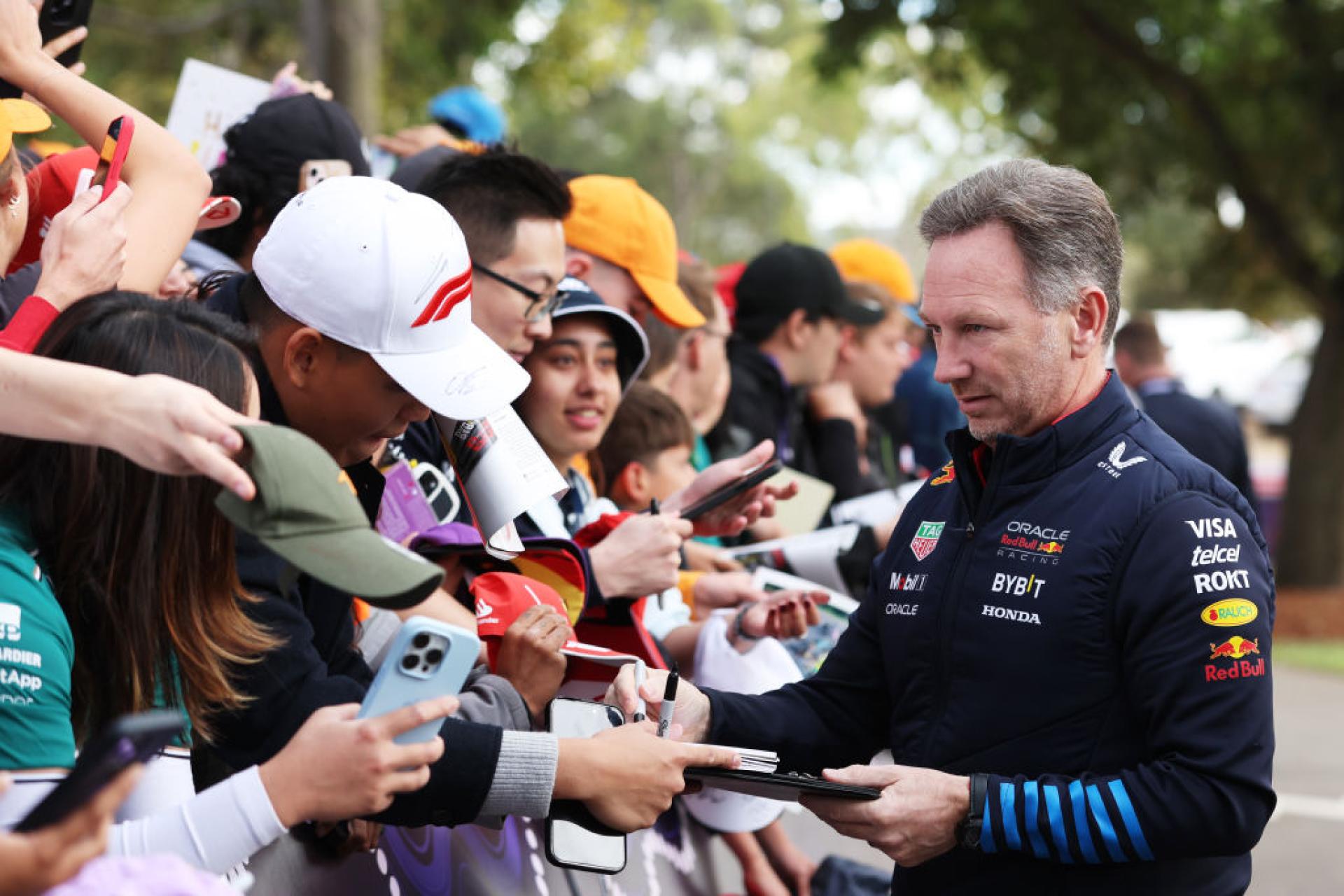 Christian Horner conferma l'interesse della Red Bull per Carlos Sainz