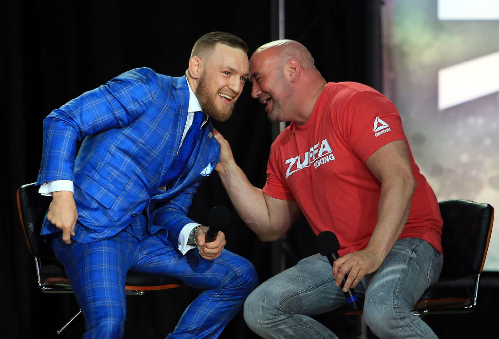 Dana White e McGregor prendono in giro Jake