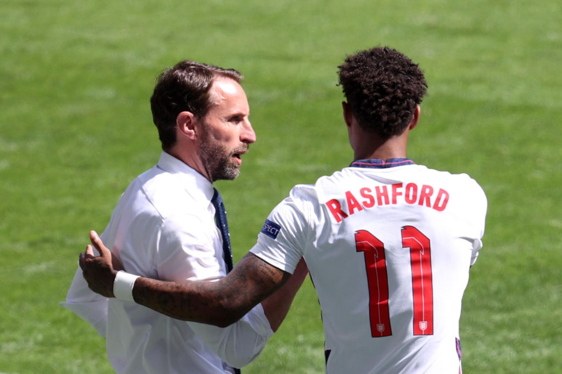 Gareth Southgate considera irrispettose le voci sull'allenatore del Manchester United