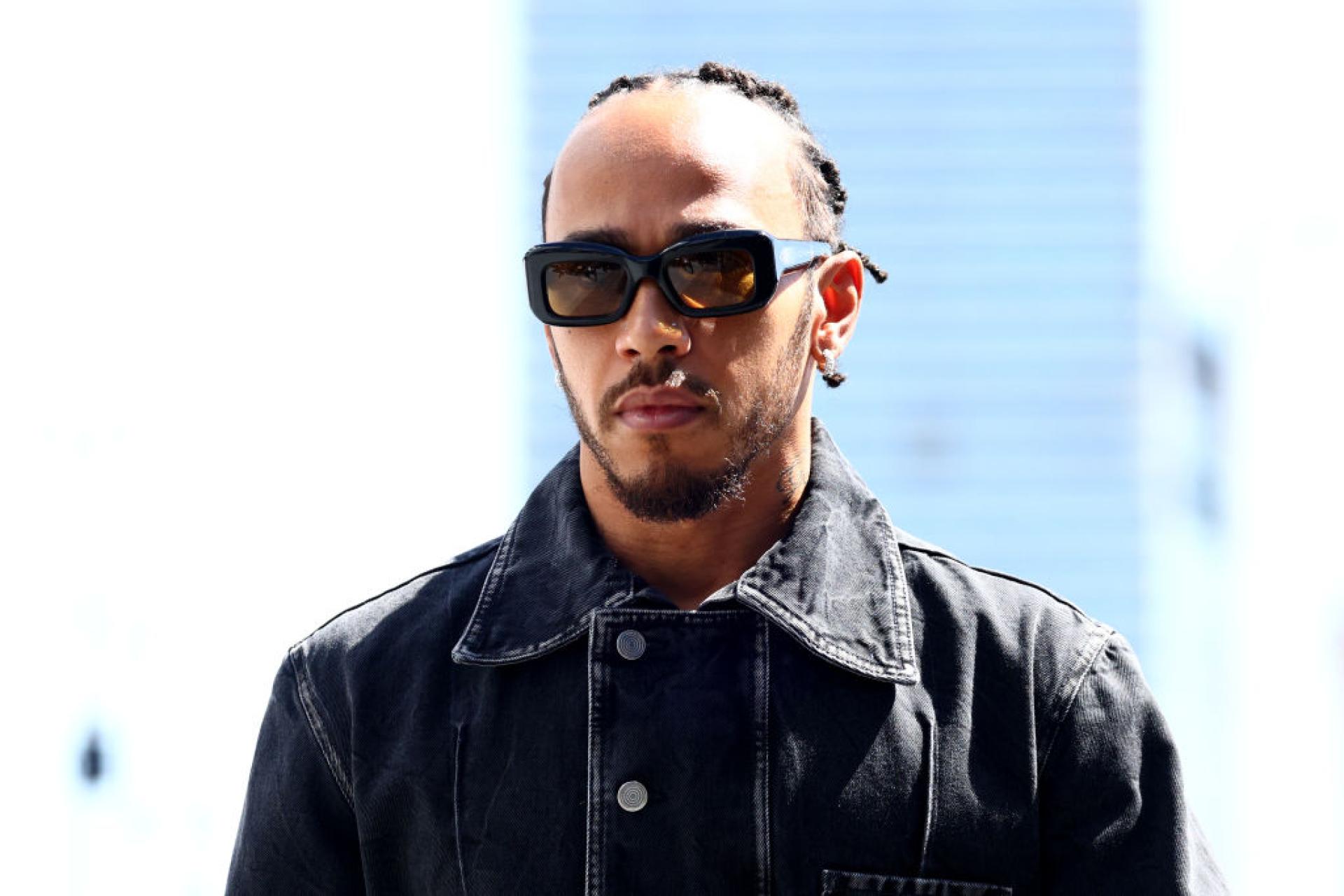 L'ex pilota di F1 crede che Lewis Hamilton sia già mentalmente in Ferrari