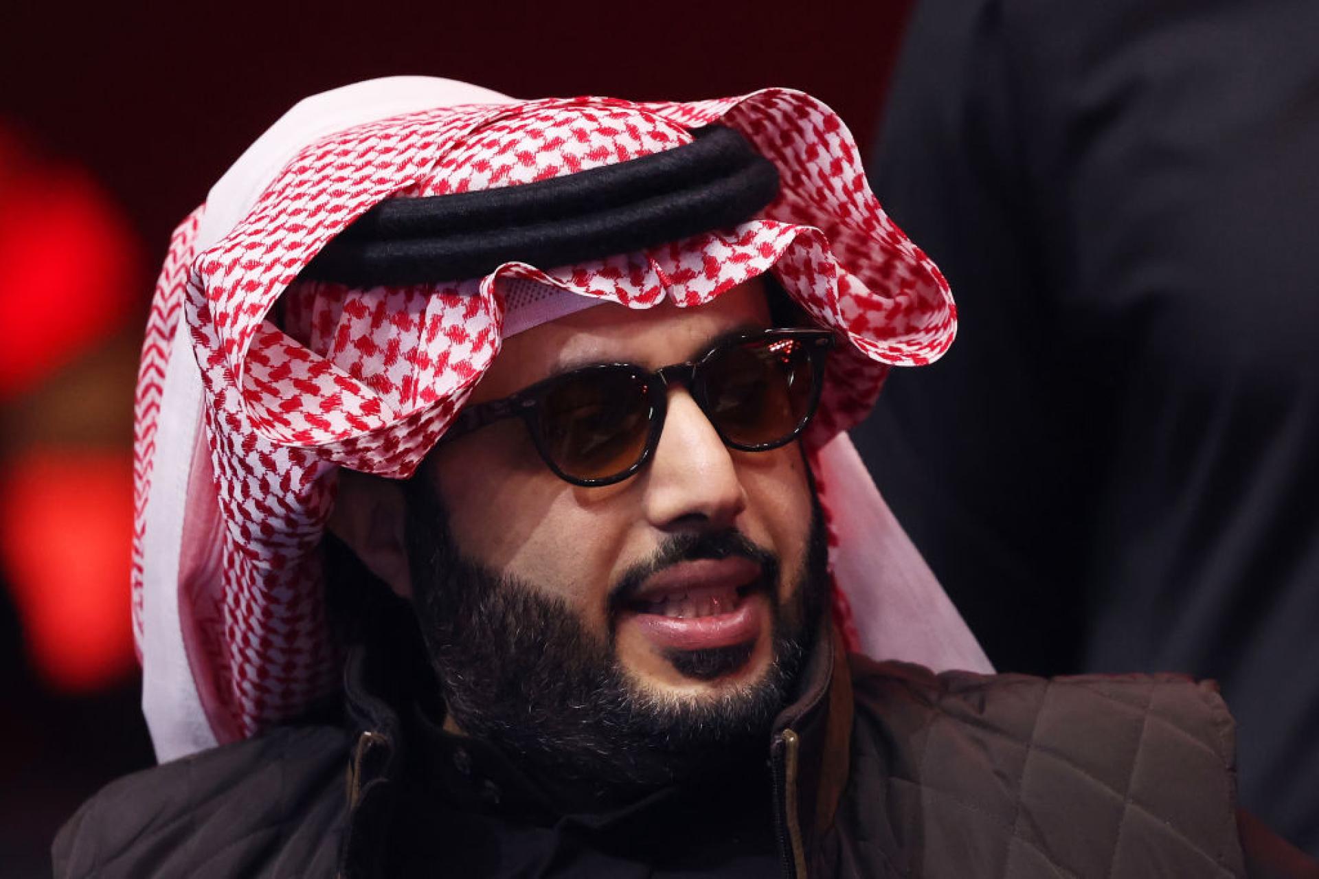 Riuscirà Alalshikh a fare di Riad la capitale della boxe?  La visione ambiziosa dell’Arabia Saudita