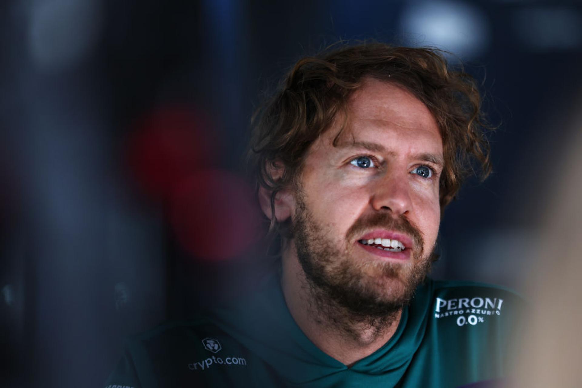 Sebastian Vettel considera il ritorno in griglia di F1: conversazioni con Toto Wolff