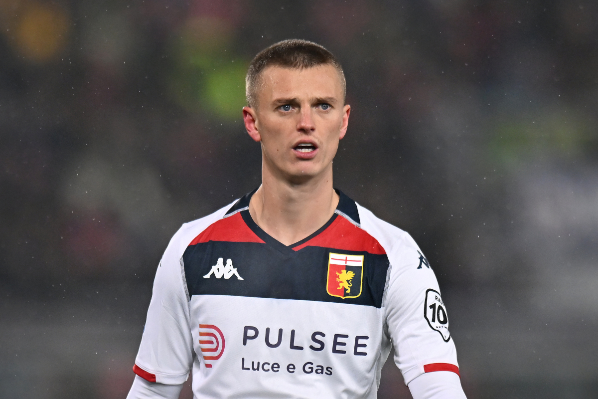 Napoli in Lotta per Albert Gudmundsson