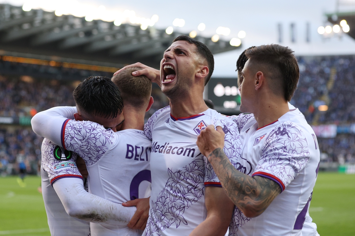 Omaggio di Prade a Joe Barone Dopo il Successo in Conference League